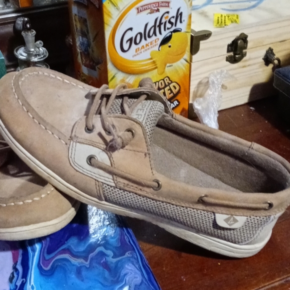 Sperry's - Picture 3 of 3